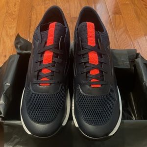 COPY - HUGO BOSS MENS SNEAKERS - SIZE 12 - BRAND NEW NEVER WORN !!